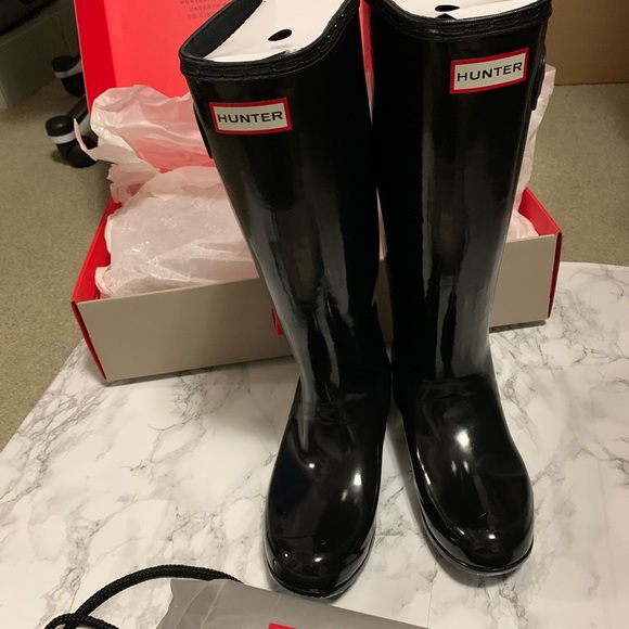 Hunter Original Tour Tall Gloss Black Rainboots - Picture 5 of 7